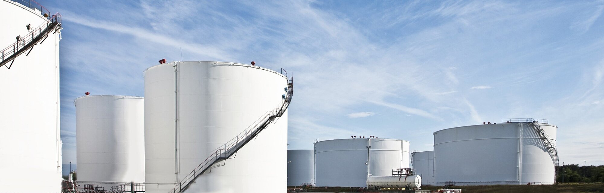 Absicherungen von Tanklagern für Raffinerien und Chemieanlagen